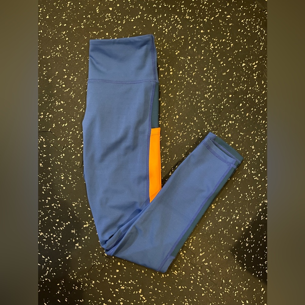 ZYIA neon orange pocket curve leggings size 2